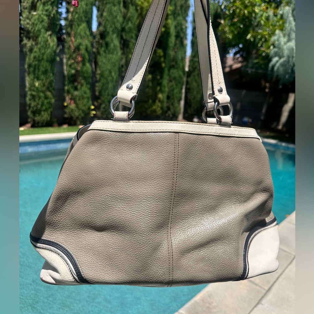 Coach Laura Spectator Tote All Leather Pebble Grain Handbag - Picture 2 of 15